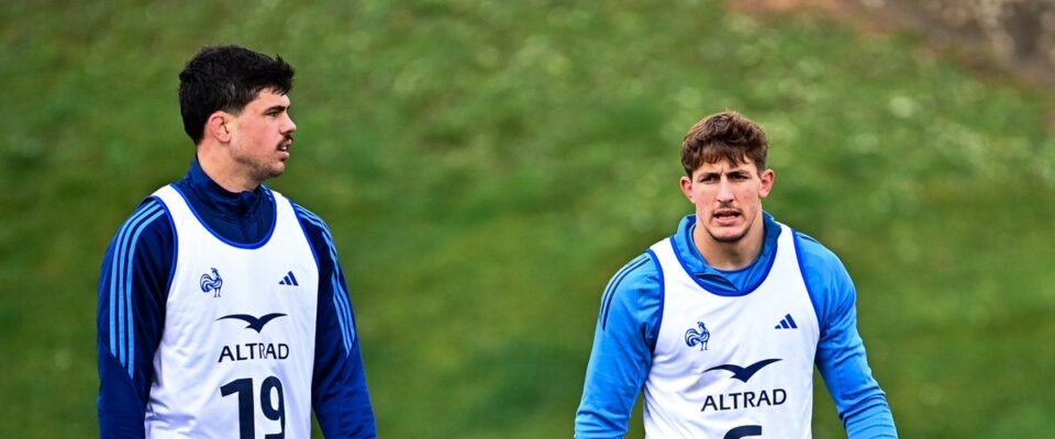 Toujours sous le coup d’une plainte pour viol, Oscar Jegou et Hugo Auradou connaîtront face au pays de Galles la deuxième sélection de leur carrière. Quel accueil le Stade de France leur réservera-t-il ?